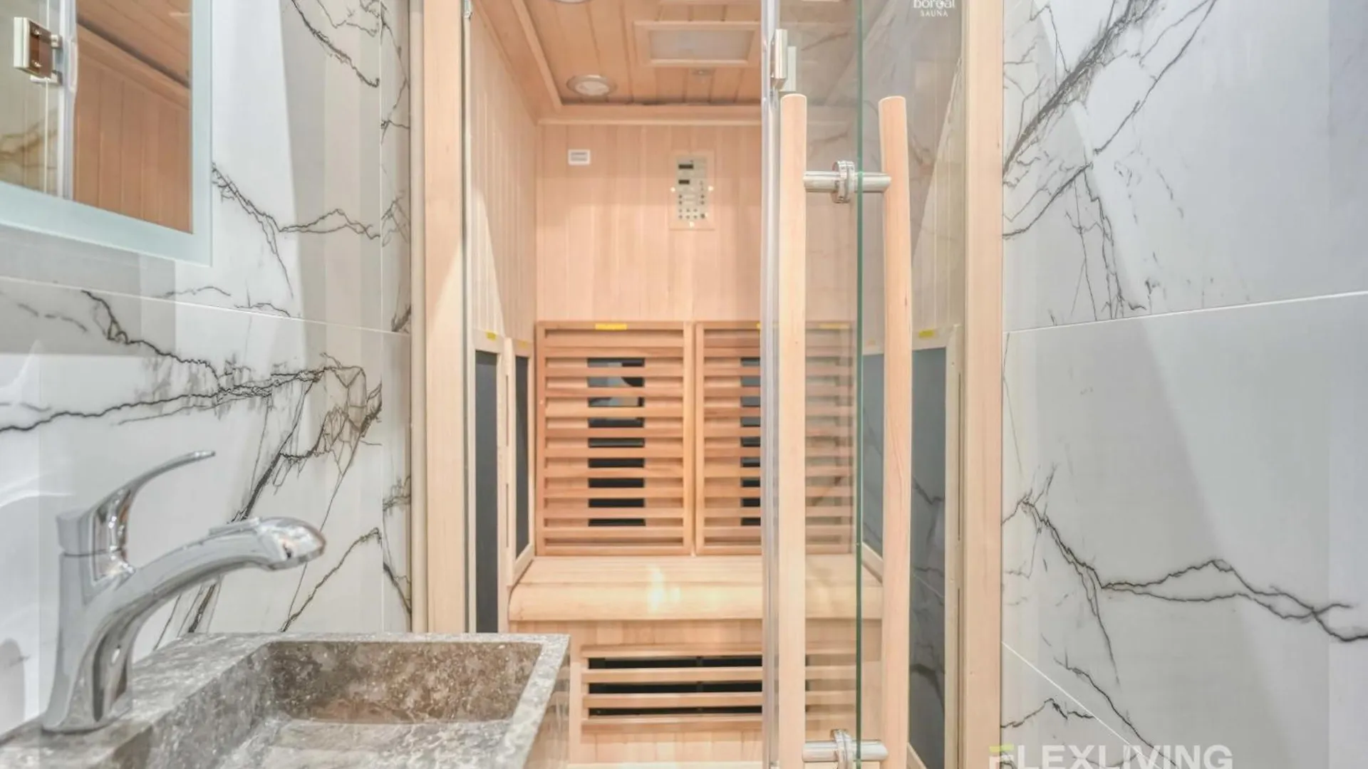 Flexliving - Whole House - Vincent Auriol Apartment Paris France